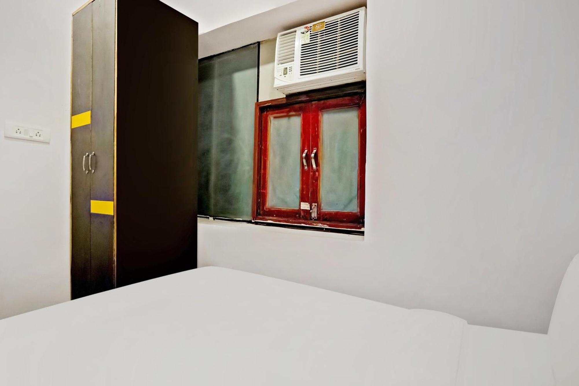 Hotel O North Campus New Delhi Buitenkant foto